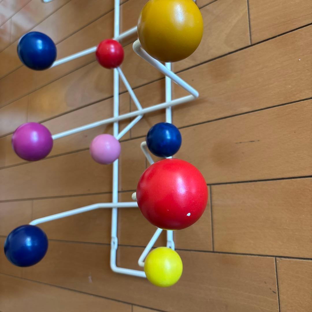 イームズ　ハングイットオール