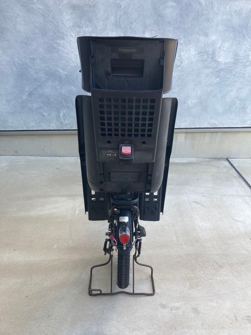 電動アシスト自転車 チャイルドシート付　ブラック　新品チャイルドシートクッション