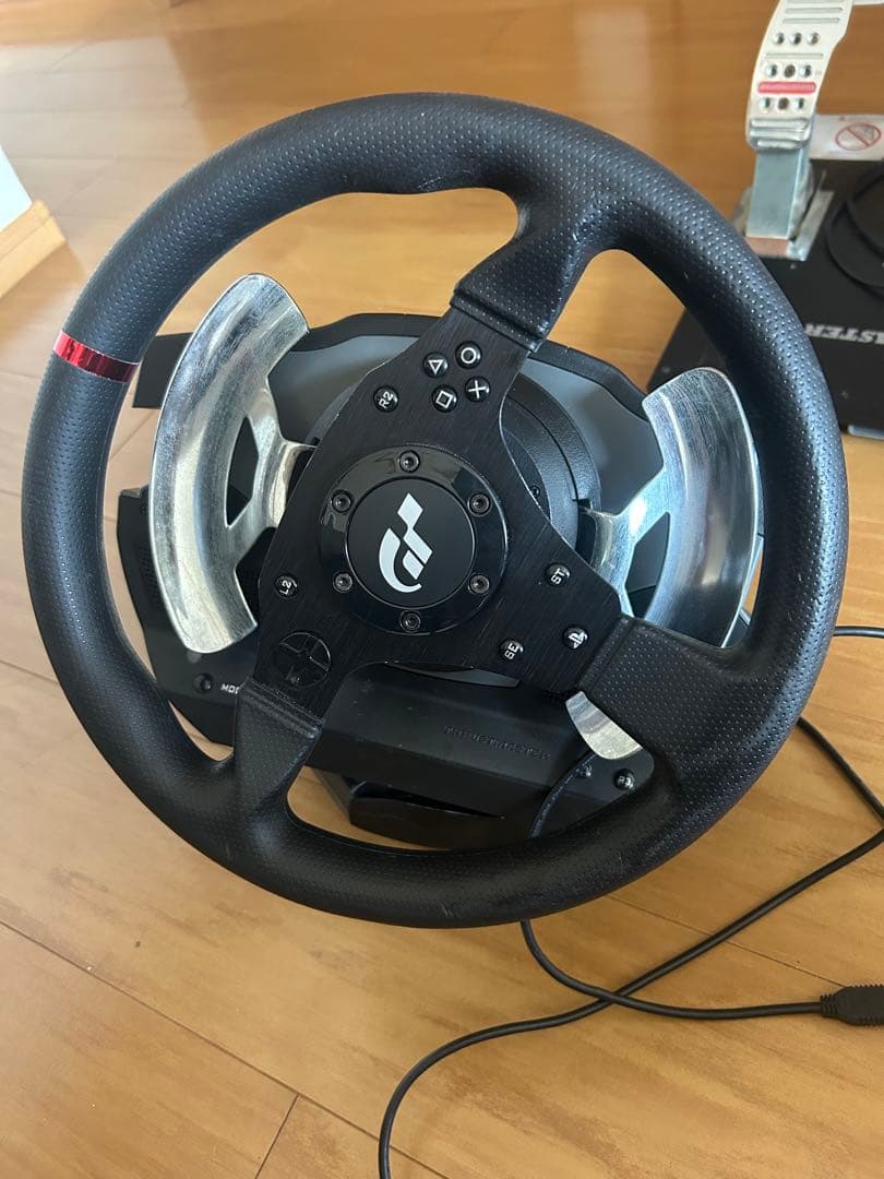 Thrustmaster T500RS ステアリングホイール