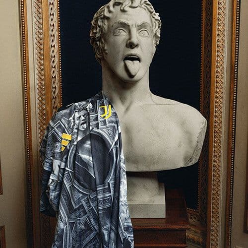 L*a様 【未使用タグ付き】ユベントス 25/26 プレマッチ ジャージー XL