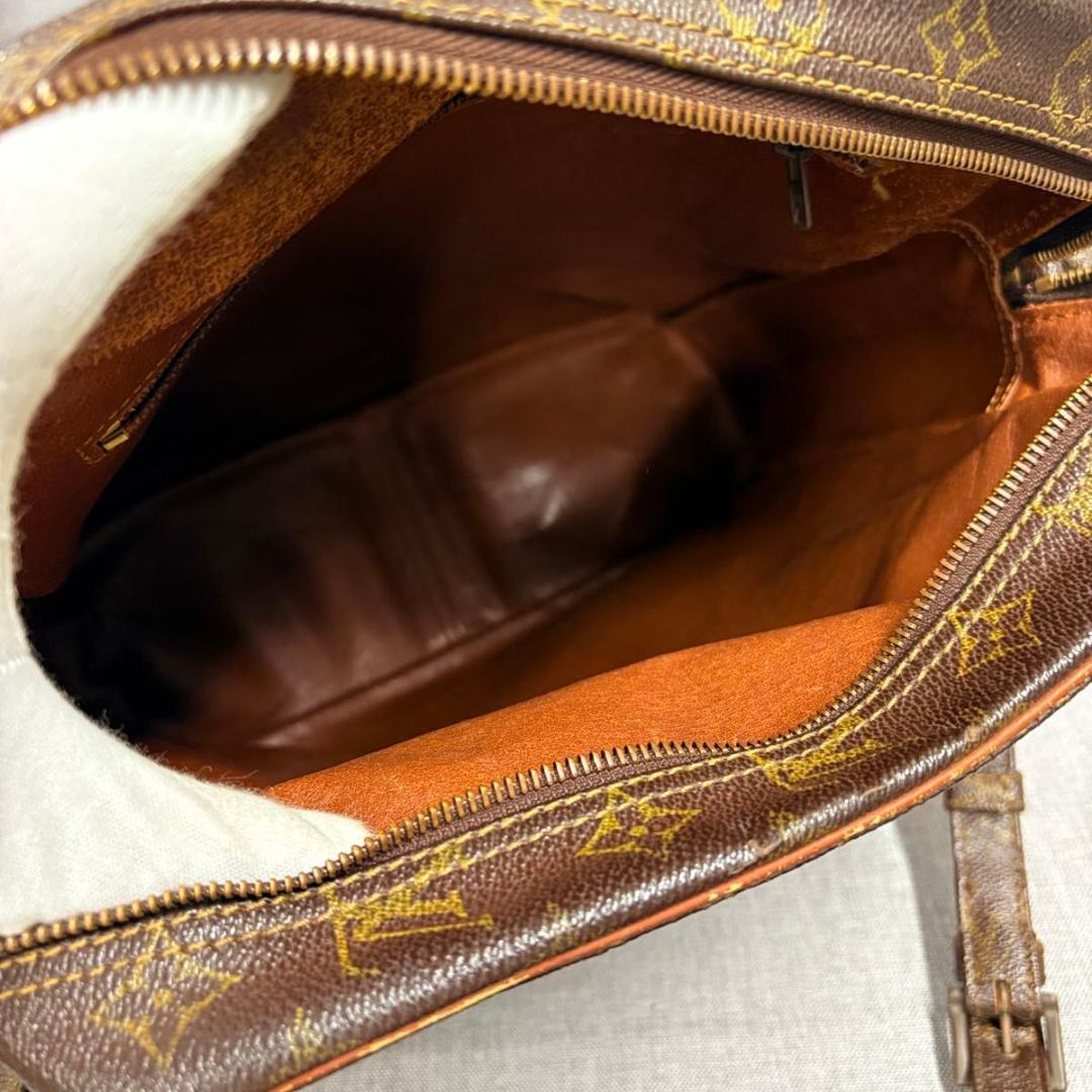 LOUIS VUITTON ルイヴィトン モノグラム マルソー ショルダーバッグ