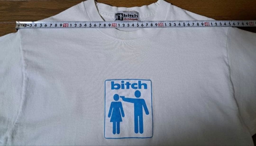 bitch skateboard グラフィックTシャツ ホワイト