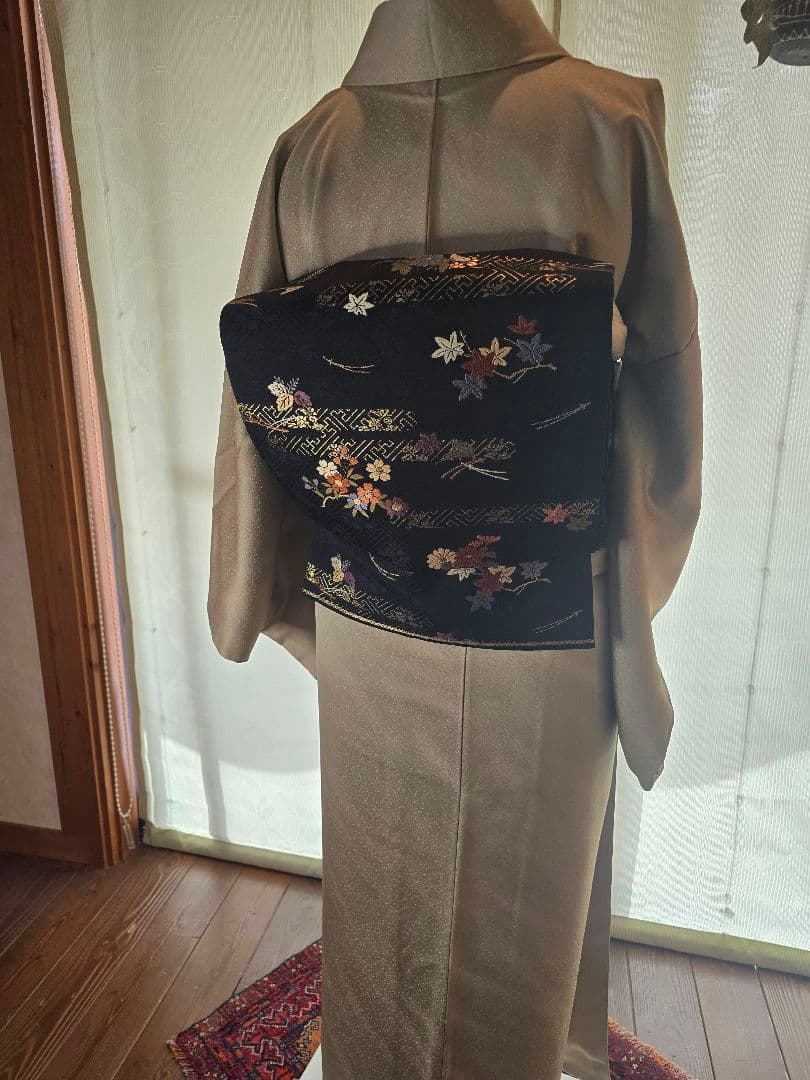 仕立て上がり　未使用品　色無地　暈し ４点フルセット　袋帯