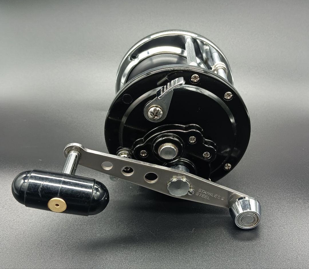 Dynamic ST-60 両軸リール