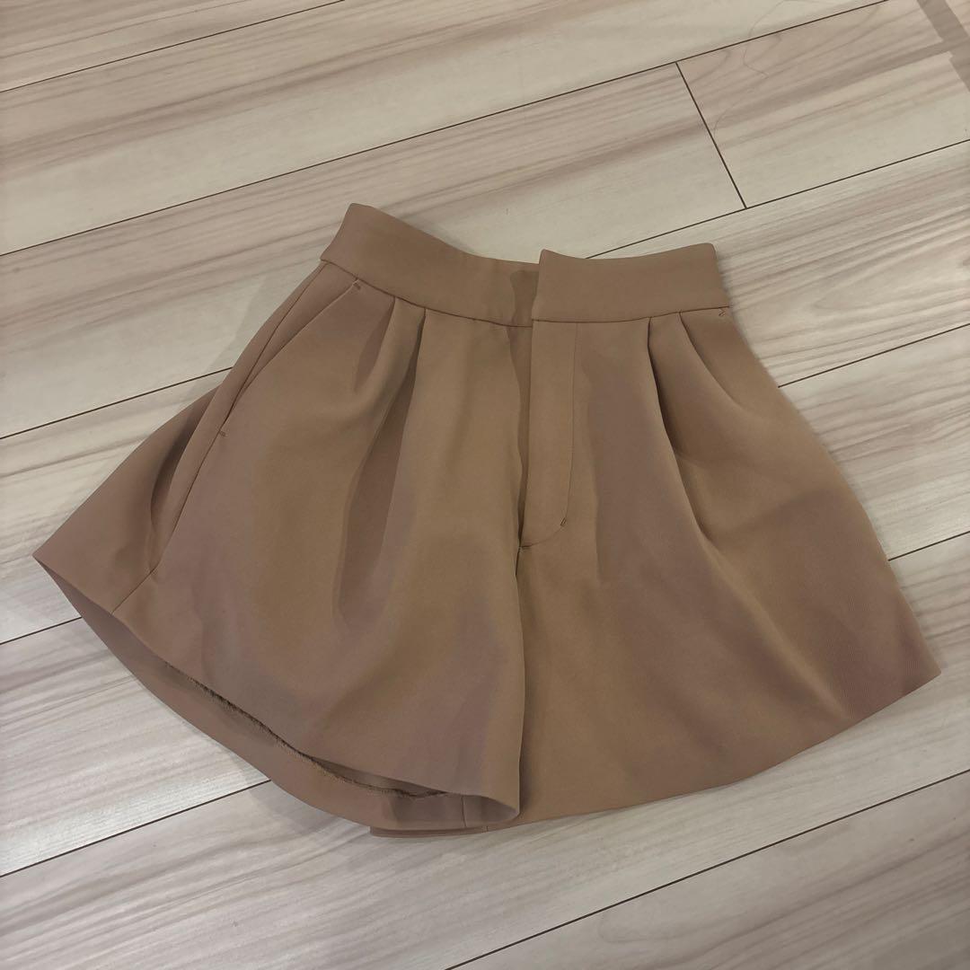 Sheller ベージュ プリーツキュロット ハイウエスト