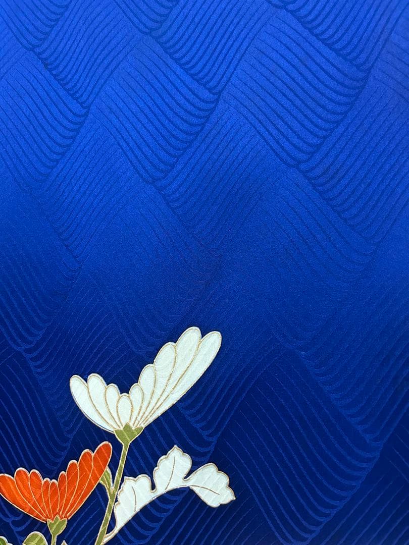 正絹 豪華 濃青色 金糸振り袖 未使用に近い