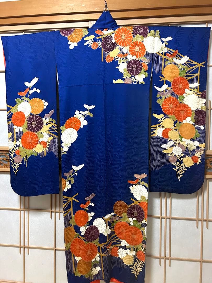正絹 豪華 濃青色 金糸振り袖 未使用に近い