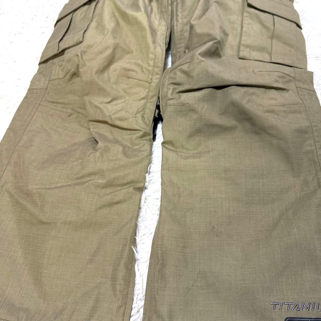 Columbiaコロンビア　スキー・スノボーウェア上下セットTITANIUM