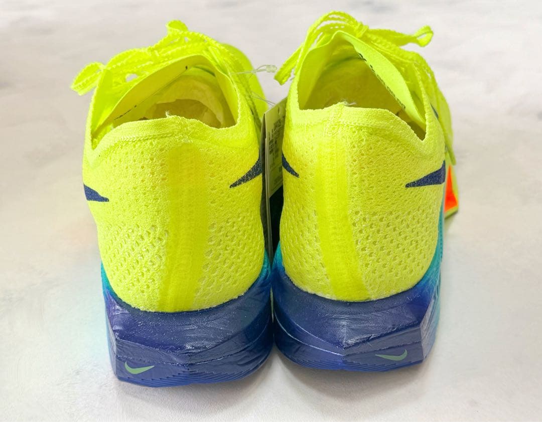 【新品未使用】ナイキ NIKE ヴェイパーフライ3 28.0cm ボルト