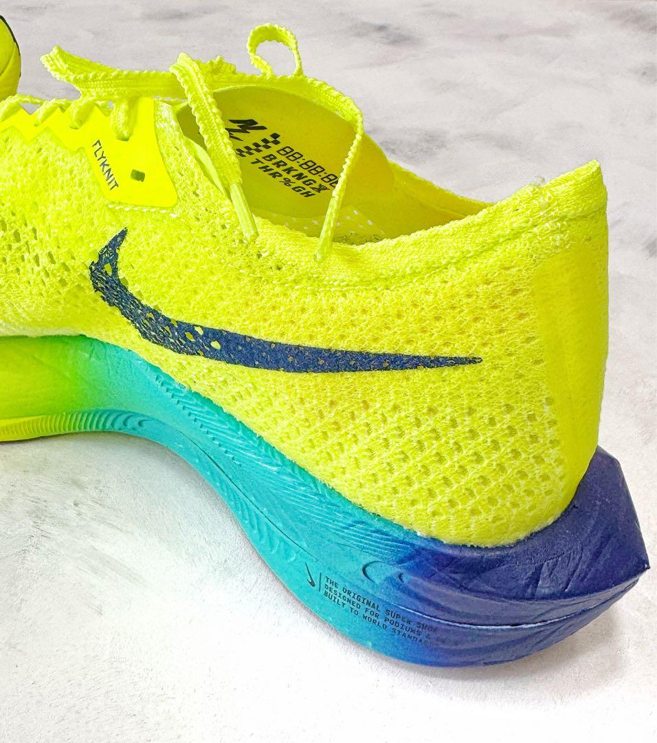 【新品未使用】ナイキ NIKE ヴェイパーフライ3 28.0cm ボルト