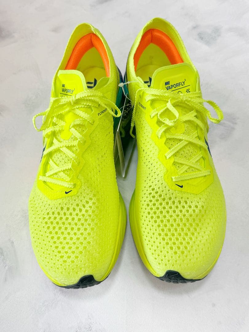 【新品未使用】ナイキ NIKE ヴェイパーフライ3 28.0cm ボルト