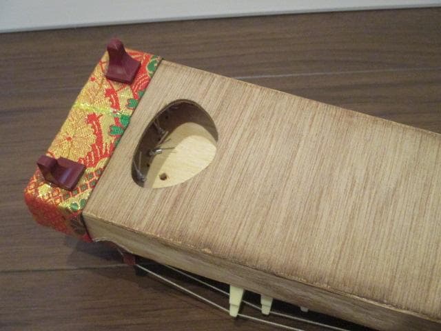 美品　 希少　逸品　ミニ琴　お琴　琴　13弦　和楽器 　弦楽器　箏　短琴　琴柱