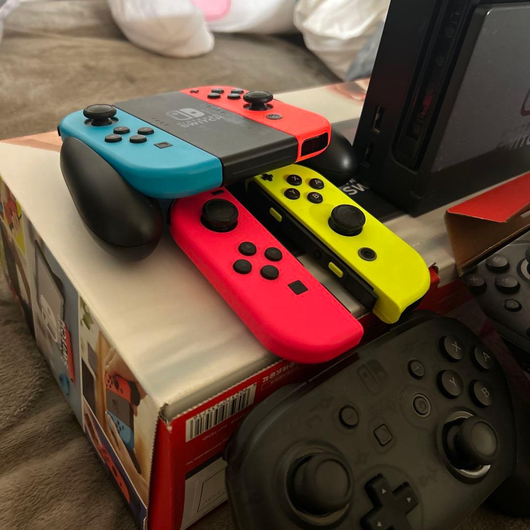 Nintendo Switch 本体 ジョイコン4色付き