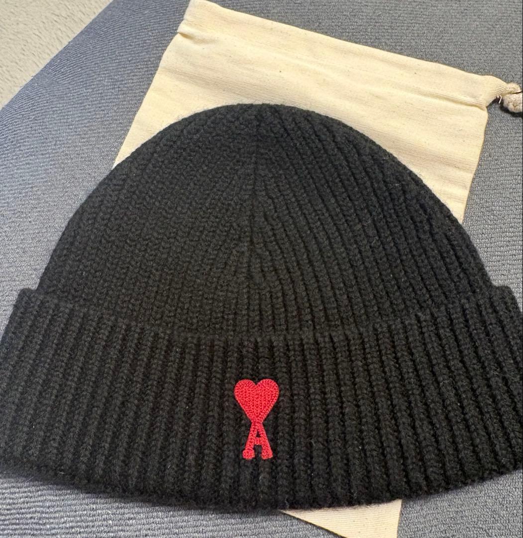 AMI PARIS ニット帽 ハートデザイン　15日まで
