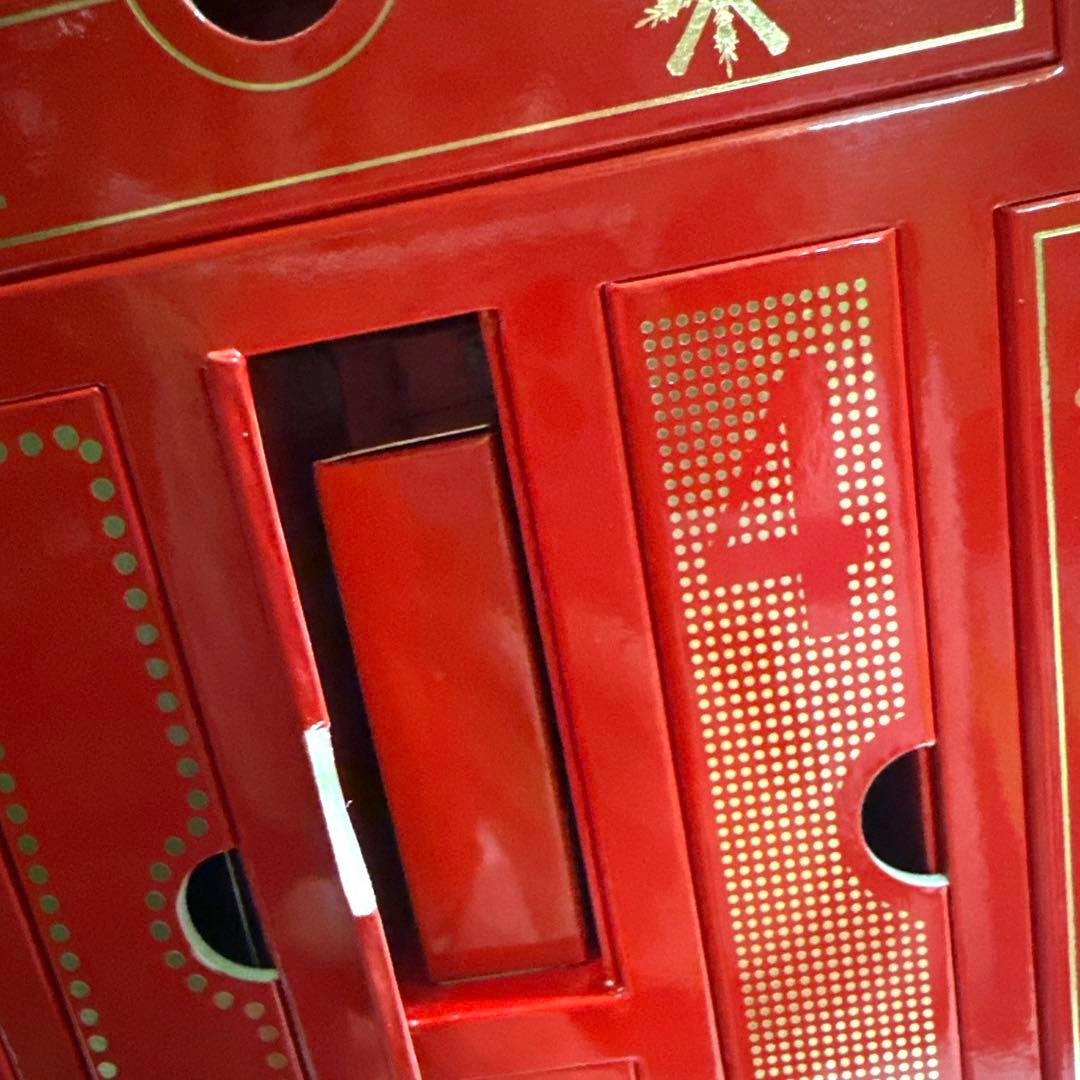 Christian Louboutin アドベントカレンダー 2022