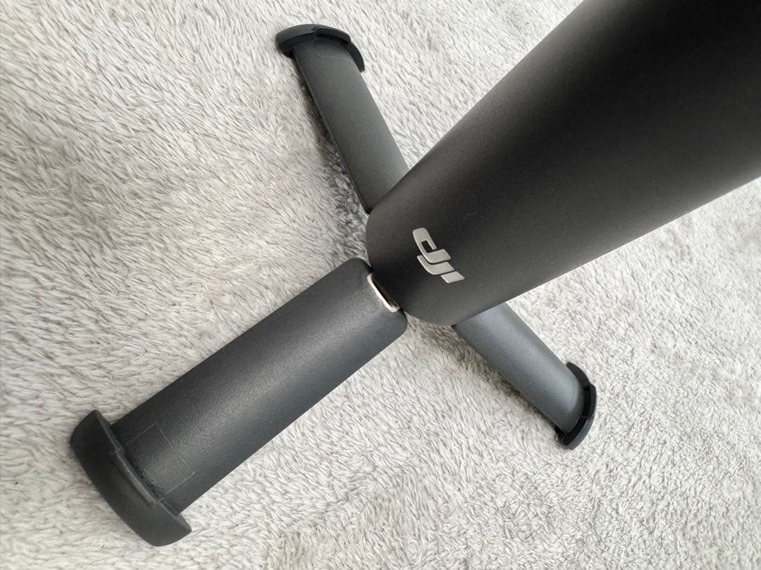 【美品】 Osmo Mobile 7P スマホ　ジンバルスタビライザー(三脚付)