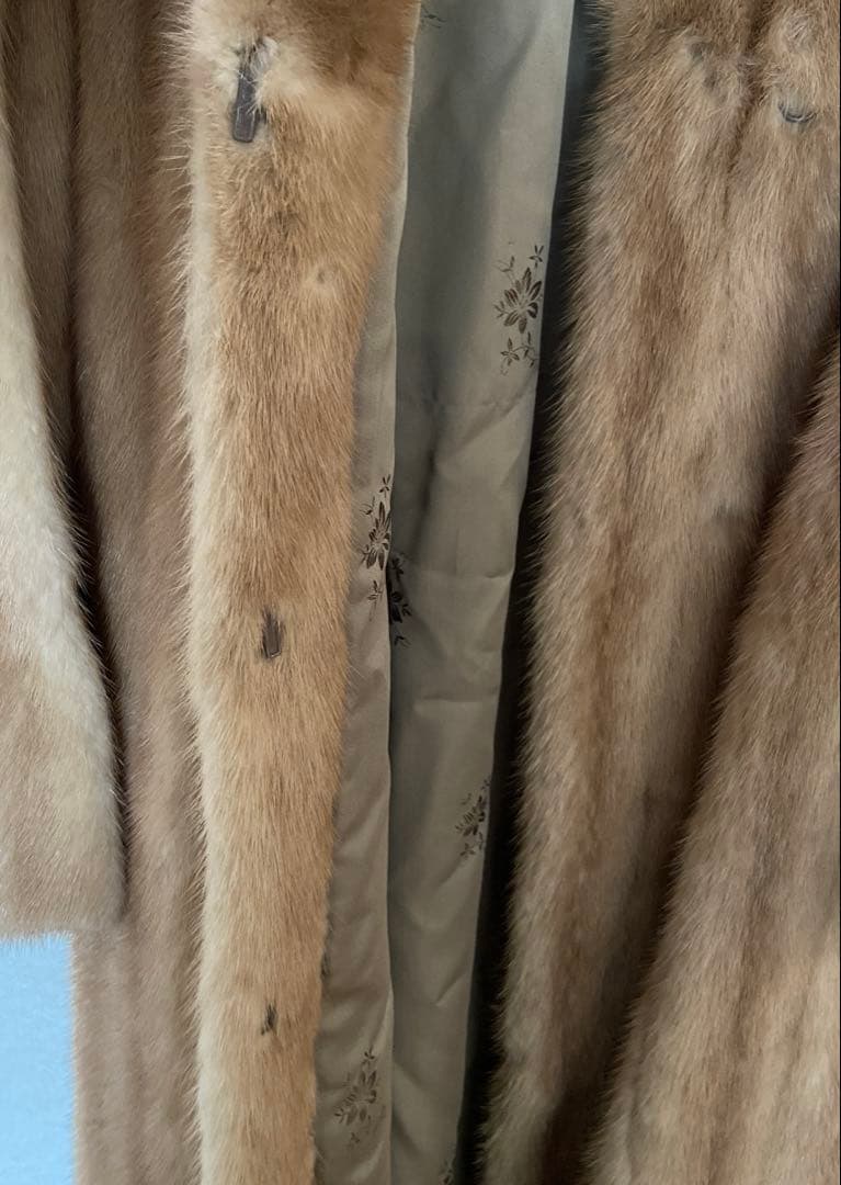 ミンク毛皮ロングコート