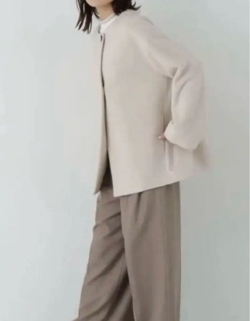 美品NATURAL BEAUTY BASIC カシミア混ノーカラーコート