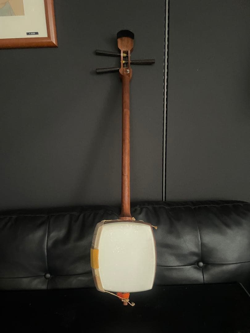 三味線　東さわり　花梨　皮やぶれなし　棹サイズ約30cm ケース付き