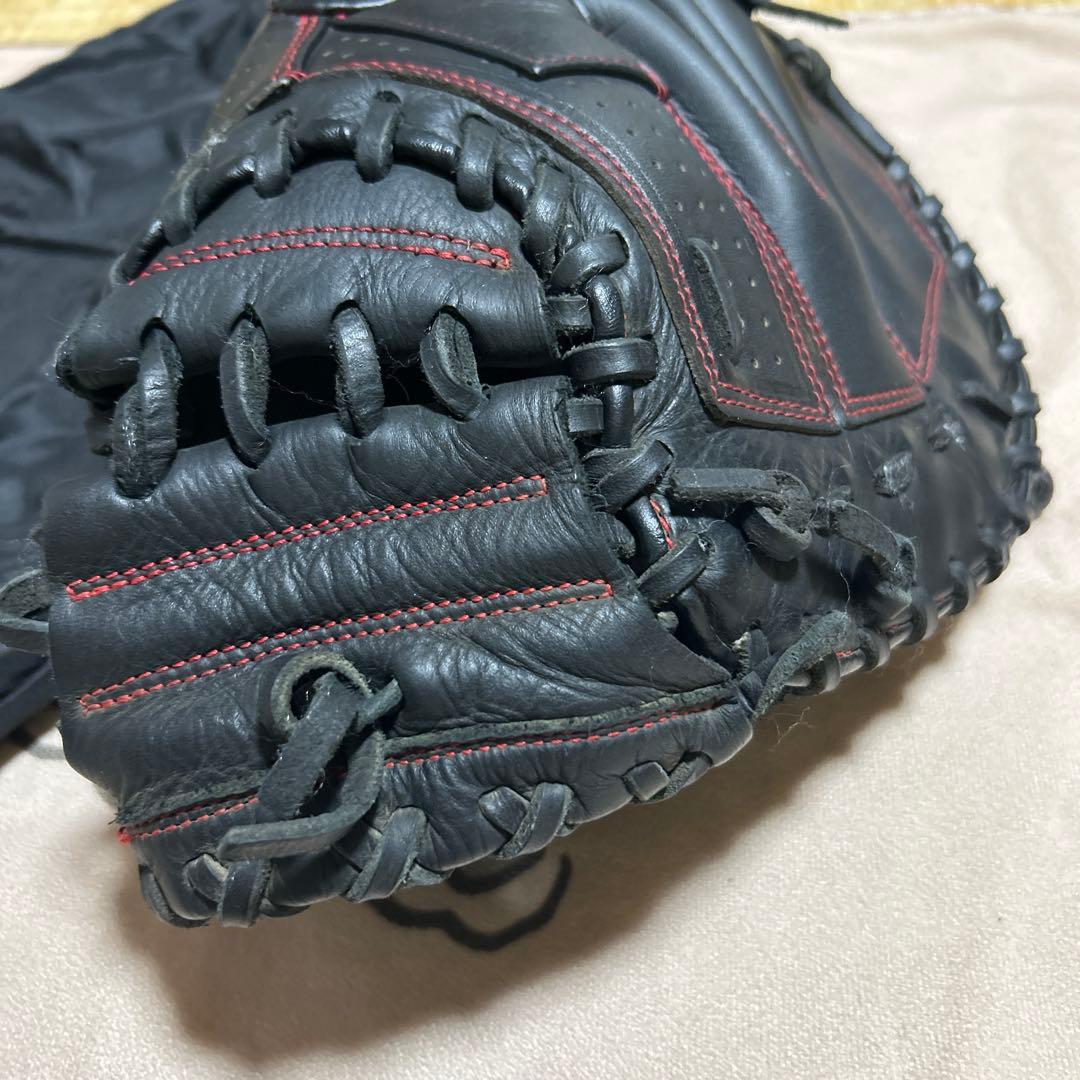 Under Armour 軟式グローブ 黒　キャッチャーミット　右投げ