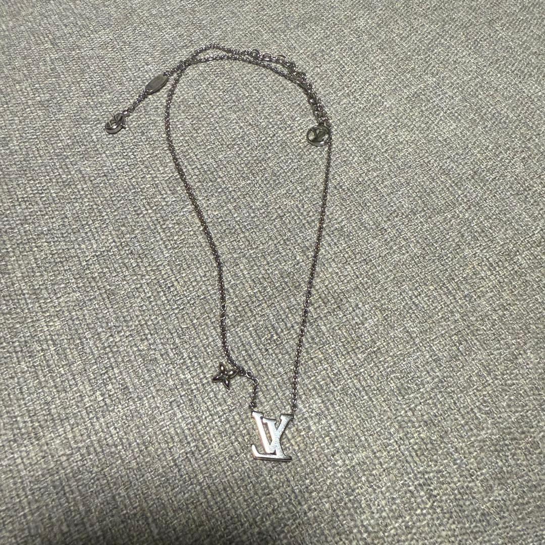 ら*ン様 ルイヴィトン　ネックレス・LV アイコニック