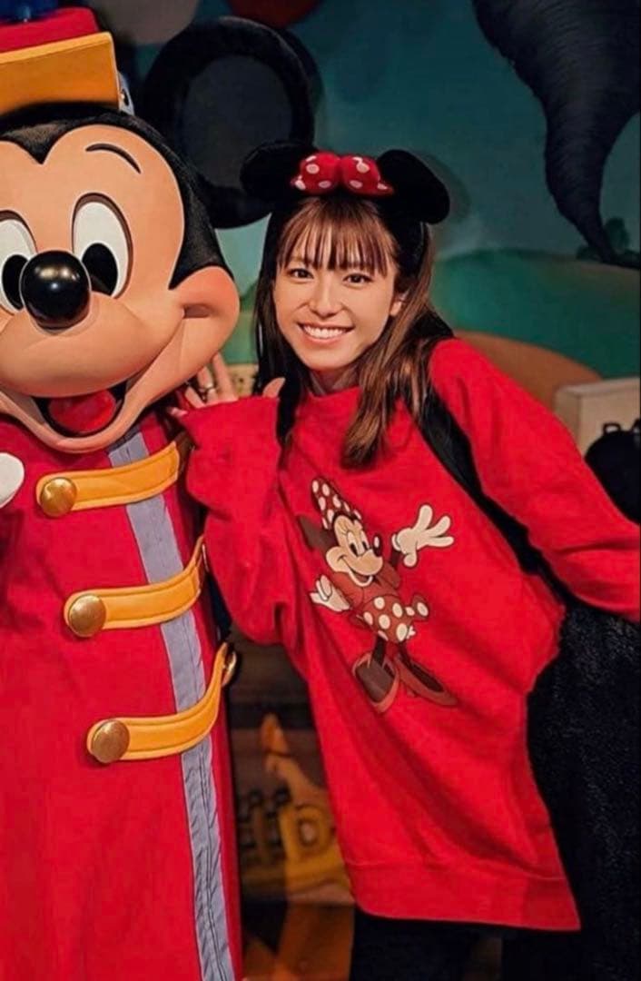 wcj ミニーマウス　スウェット　赤