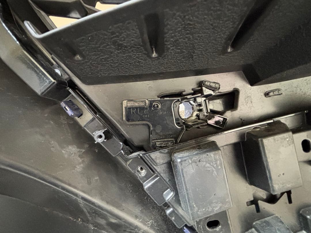 クラウン 220 RS 純正バンパー　グリル付き パールブラック