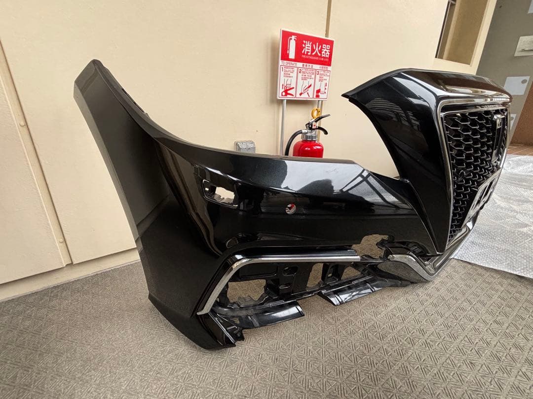 クラウン 220 RS 純正バンパー　グリル付き パールブラック