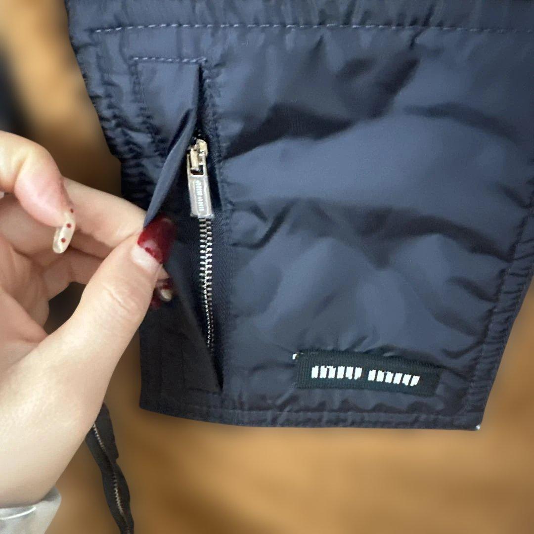 Miu Miu ボアジップアップベスト