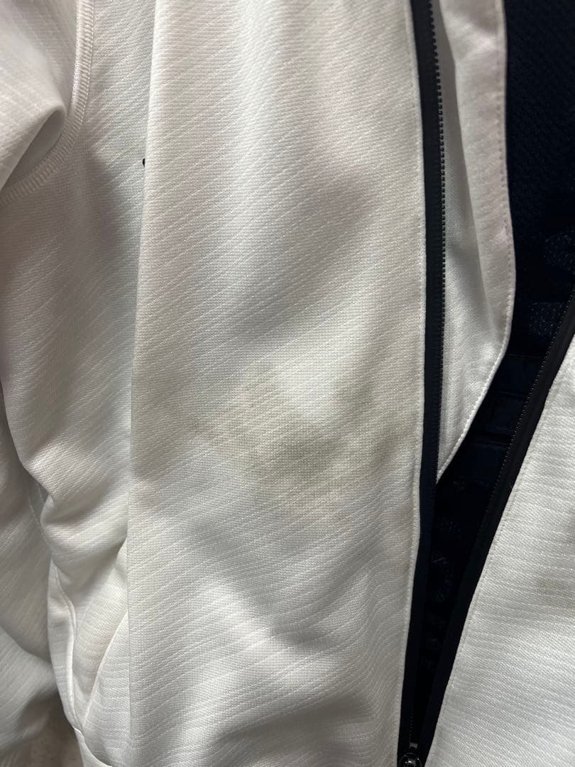 クシタニ ベクトルジャケット