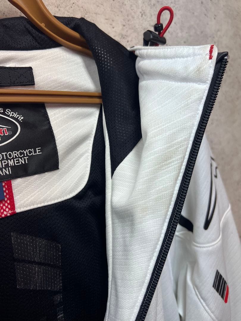 クシタニ ベクトルジャケット