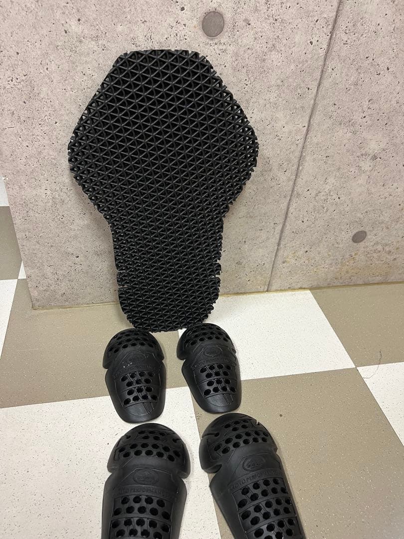 クシタニ ベクトルジャケット