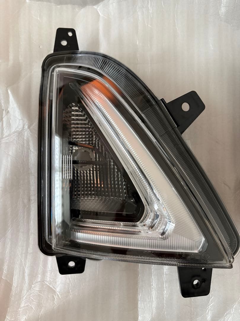 FX500　￼日産ルークス　デイズ　LEDコンビネーションランプ左右セット