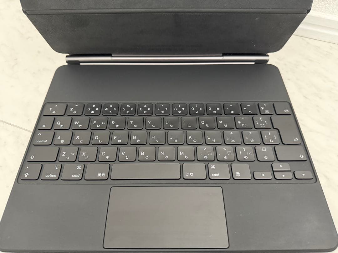 Apple Magic Keyboard 12.9インチ