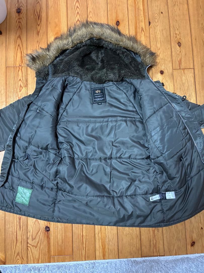 アルファN3Bオリーブグリーン ミリタリージャケットＬサイズ