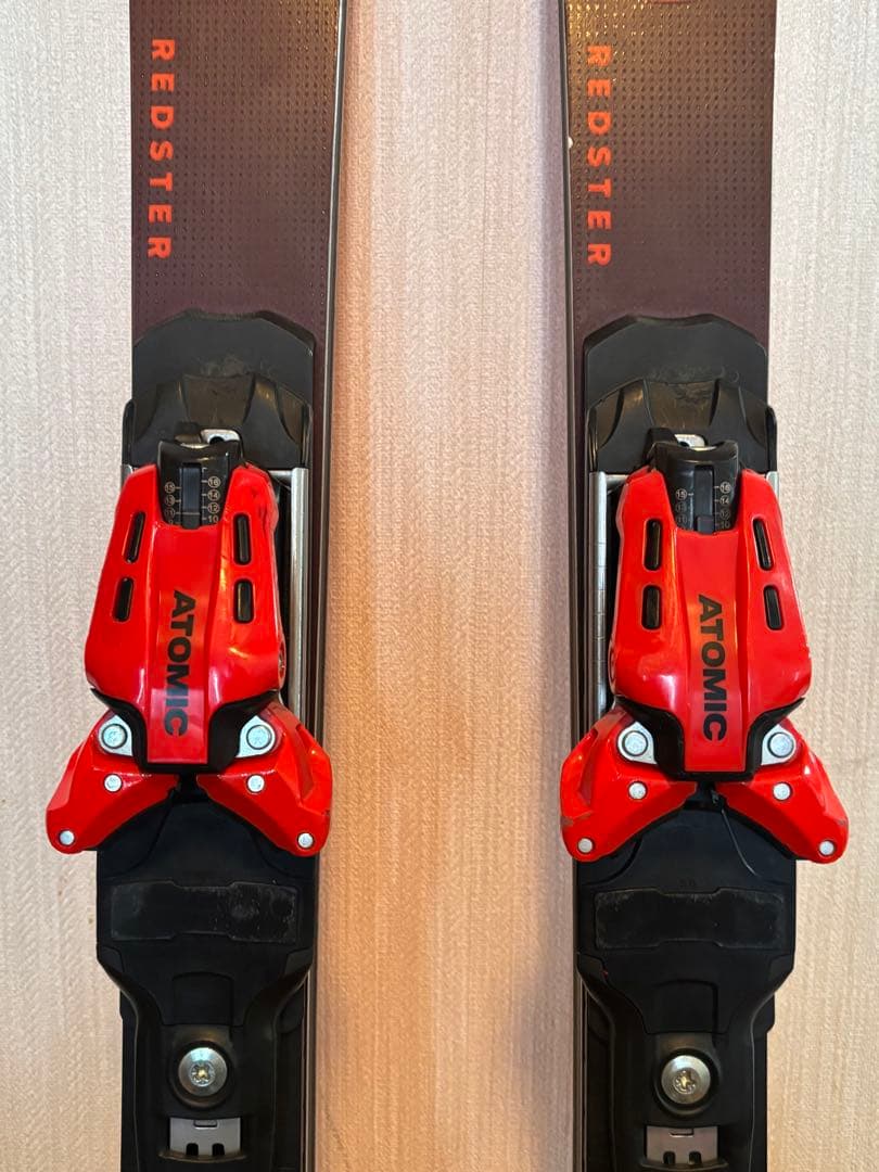 ATOMIC REDSTER 158cm スキー板