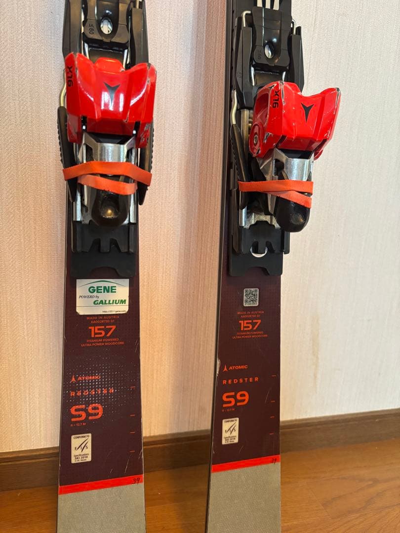 ATOMIC REDSTER 158cm スキー板