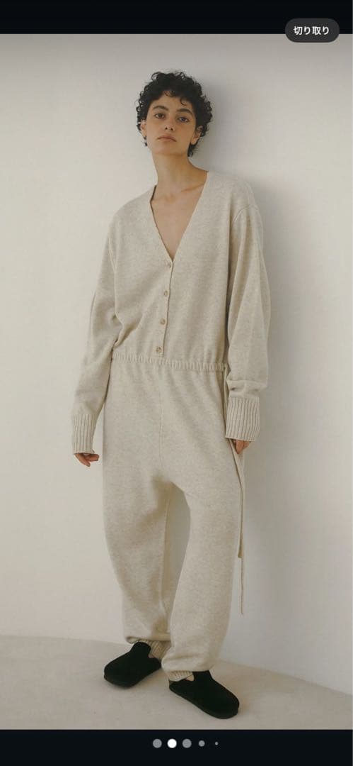 etre tokyo Vネックニットオールインワン