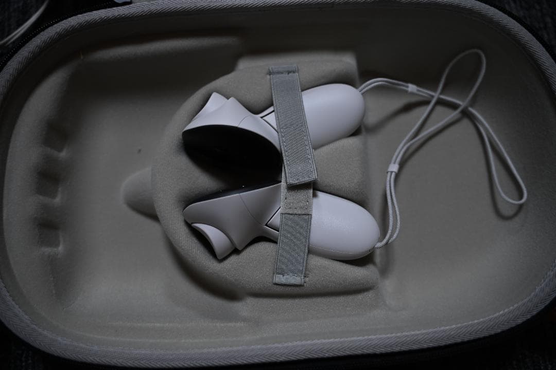  Quest 3S 128GBVRヘッドセットKIWIストラップケース付