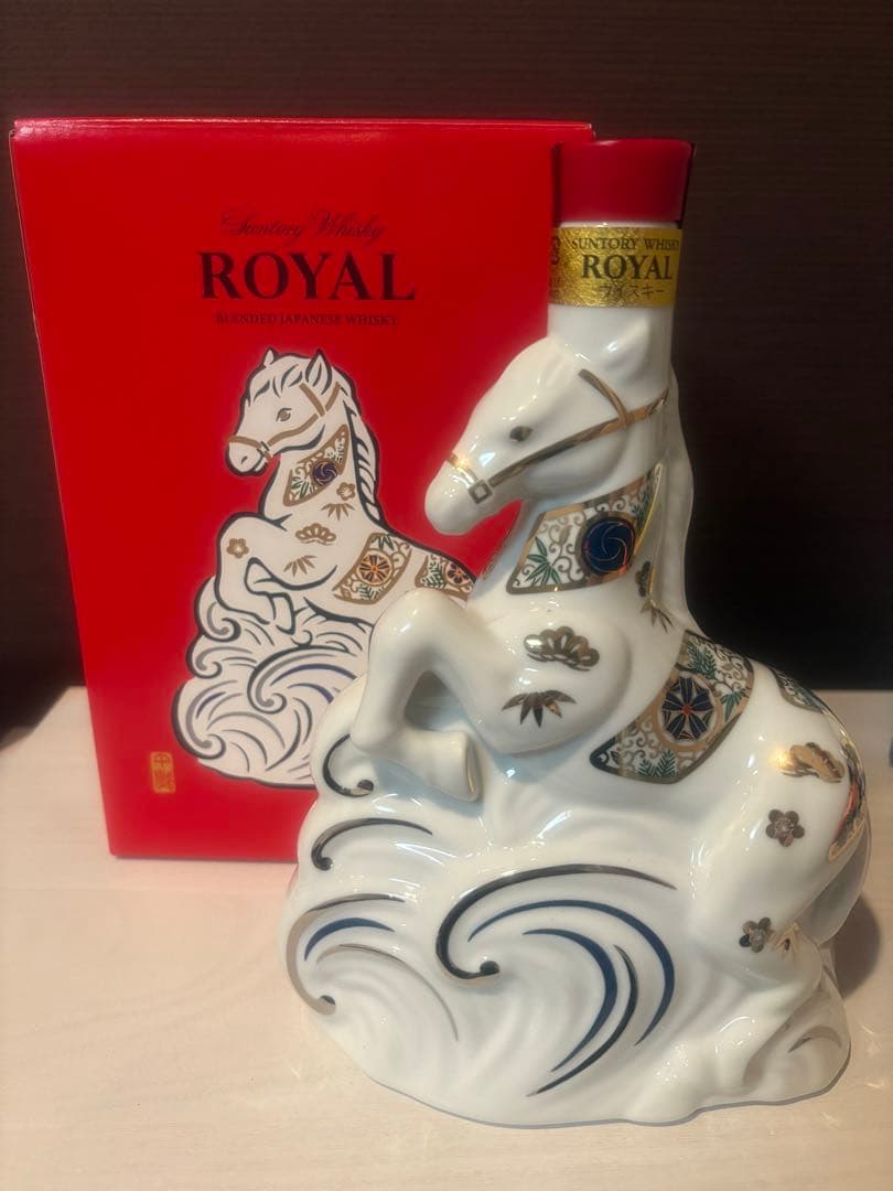サントリー ウイスキー ロイヤル 午歳ボトル　新品