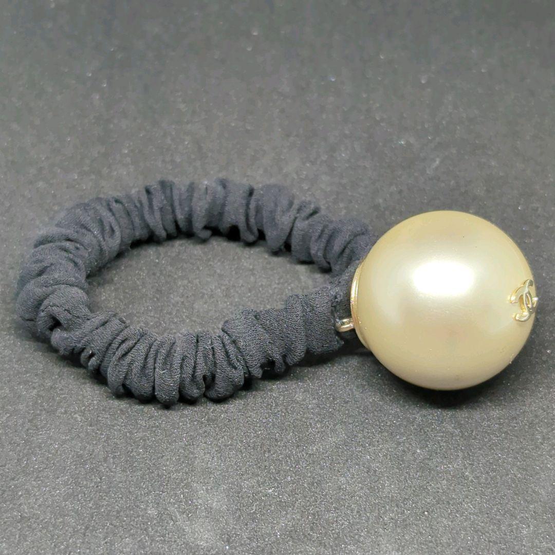 シャネル ヘアアクセサリー ヘアゴム シュシュ ココ F15V フェイクパール