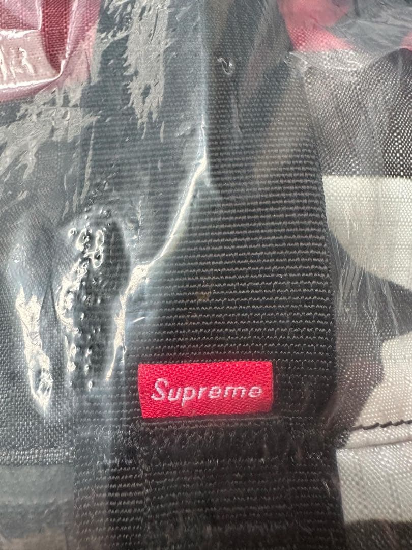 新品！Supreme Duffle Bag 21SS \"Red Camo\"