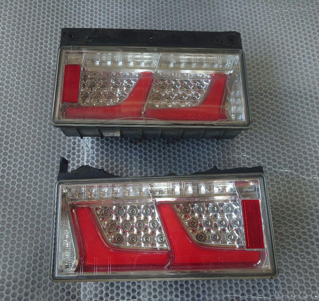 小糸　コイト　LEDテールレンズ　24V　破損品