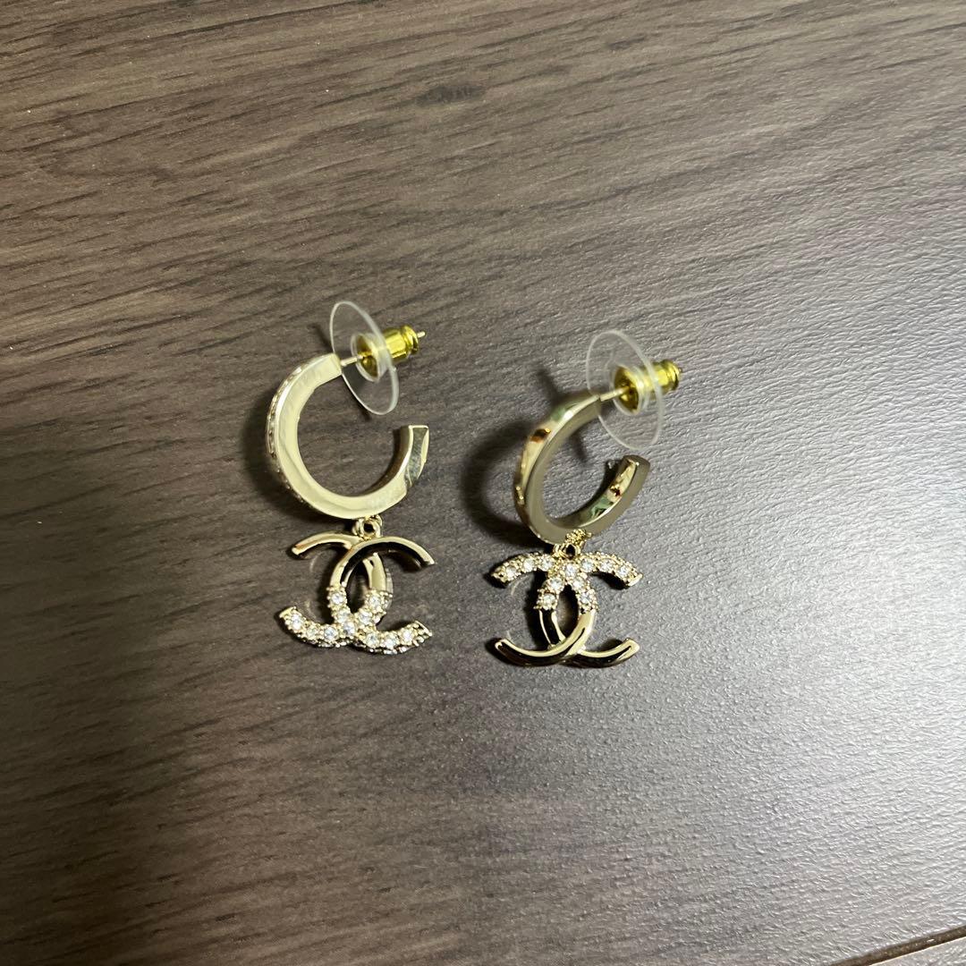 CHANELピアス(両耳用)