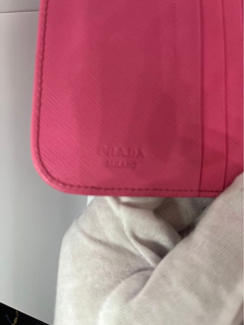 PRADA プラダ　サフィアーノ　二つ折り財布　ピンク 付属品あり