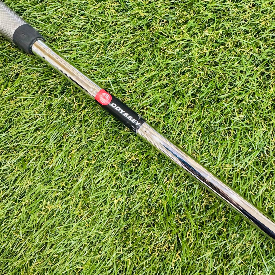 ODYSSEY O WORKS BLACK 2-BALL FANG S パター