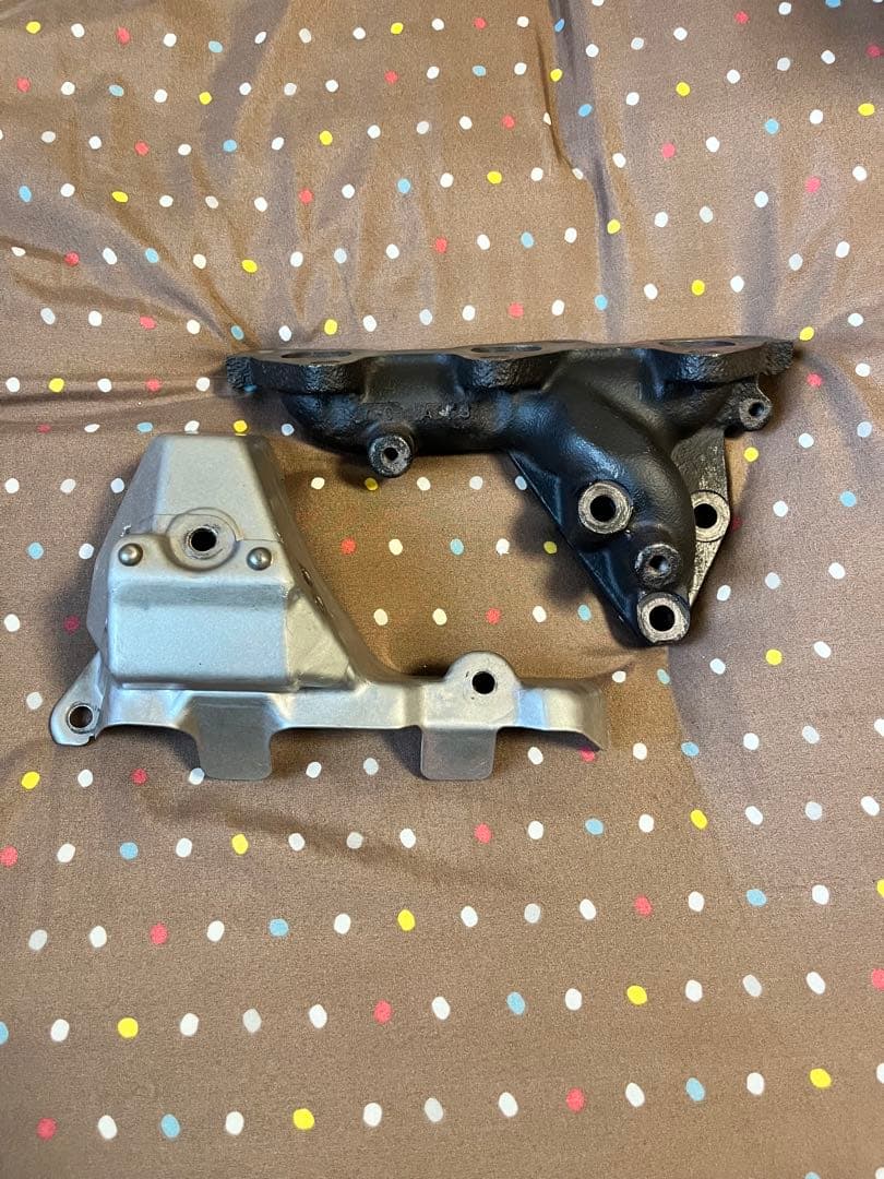 F6a Ht06ジムニー ワゴンR kei エキマニ 遮熱板