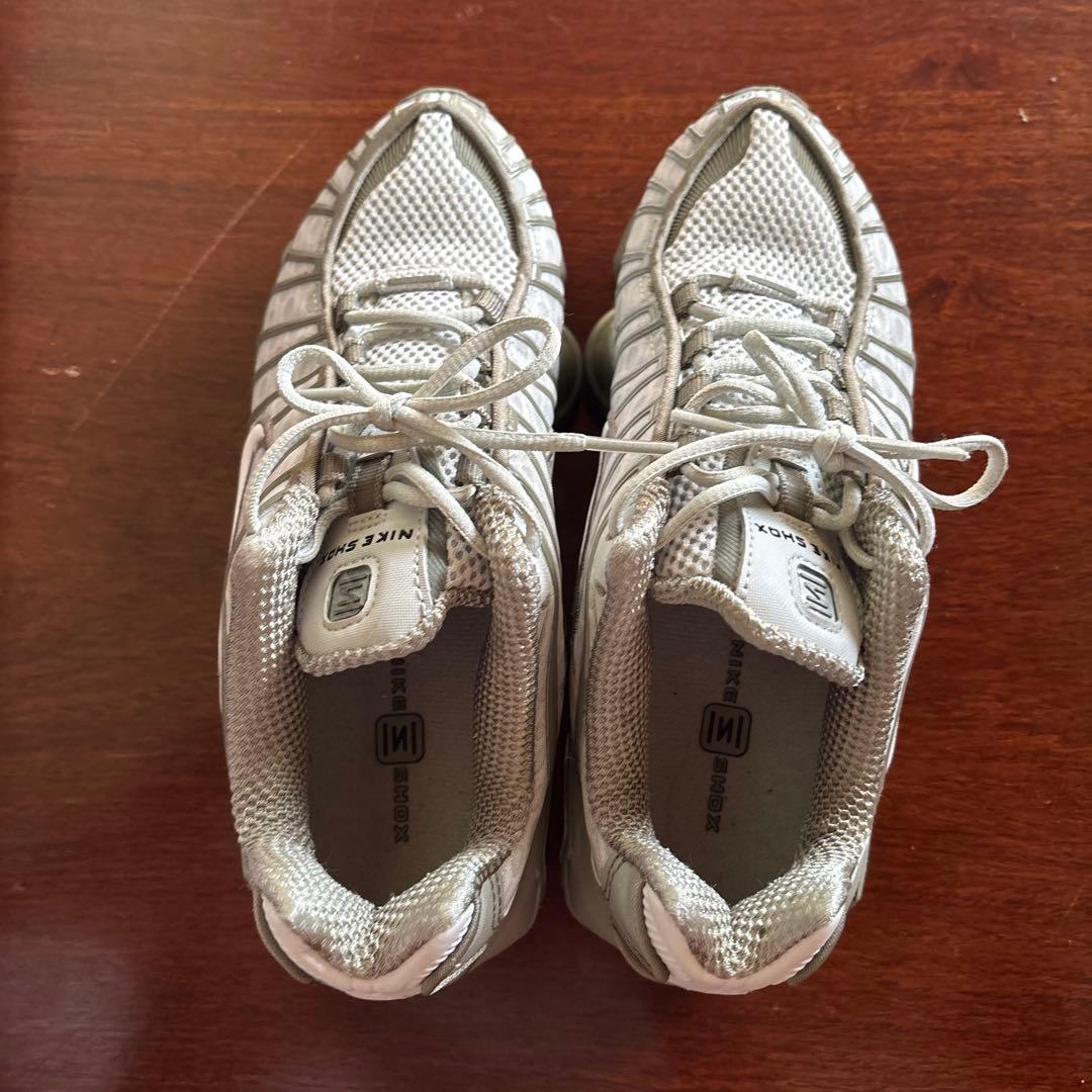 Nike Shox グレー スニーカー M