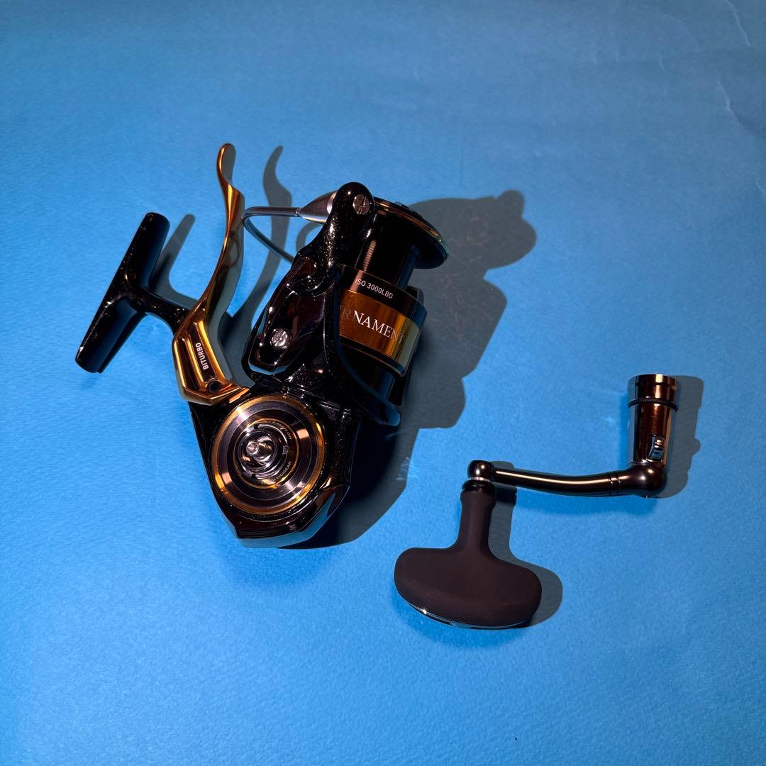 【美品】22トーナメントISO 3000LBD 釣武者リールポーチ付き