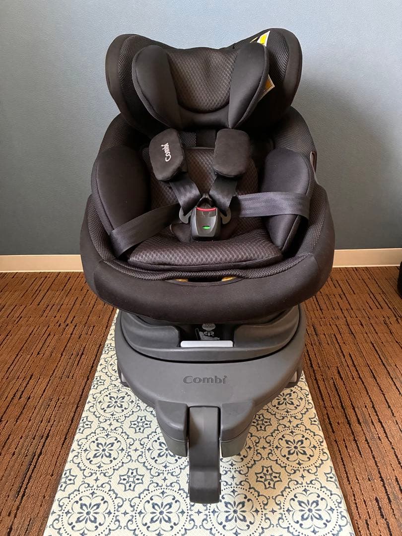 コンビ THE S plus ISOFIX エッグショック ZB-750